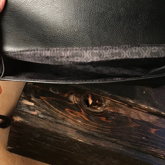 Charming Charlies Clutch - Picture 6 of 7